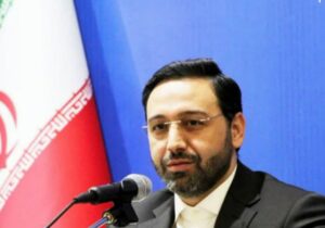 استاندار جهادی آذربایجانشرقی پلاک شهادت گرفت