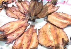 مراسم پخت ماهی تنوری در قطب تولید ماهی قزل آلای آذربایجان شرقی