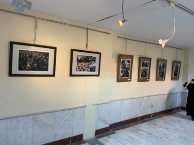 📸 نمایشگاه عکس تشییع شهید خدمت در مراغه