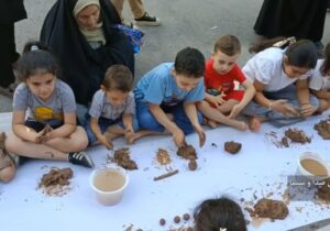 جشنواره گِل بازی کودکان در مراغه