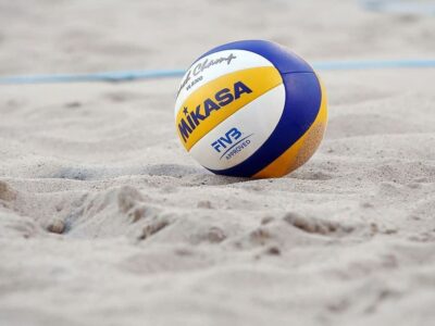 حضور تیم شهرداری مراغه در لیگ برتر والیبال ساحلی کشور