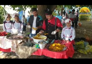 برگزاری جشنواره غذای سالم در باغ مدرسه امین نور مراغه