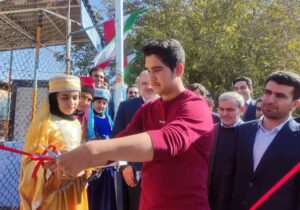 افتتاح زمین چمن دبیرستان شهید مطهری مراغه