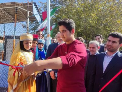 افتتاح زمین چمن دبیرستان شهید مطهری مراغه