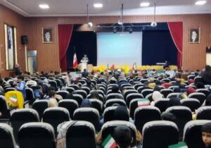 دانش‌آموزان درس‌خوان بسیجی هستند