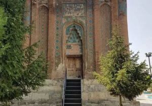 ساماندهی گنبد غفاریه مراغه در دستور کار قرار دارد