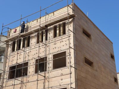 تحقق تعهدات شهرداری در قبال شهروندان، اتمام نمای ساختمان مسکونی بلاغلو
