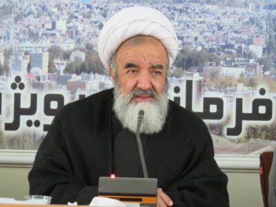 در ادارات با ارباب رجوع با گشاده‌رویی برخورد گردد