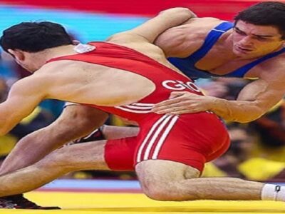 مسابقه دوستانه کشتی بین دو تیم زنجان و مراغه