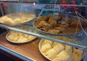 حلوای مراغه  طبع گرم انرژی زا در سرمای  زمستان