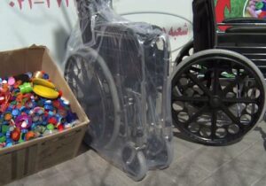 جمع‌آوری درب بطری برای خرید ویلچر در مراغه