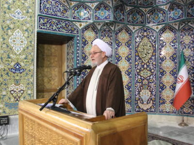 شهدای خدمت حق بزرگی بر گردن ملت ایران دارند