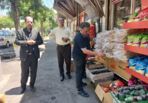 ۵۰۰ بسته نان لواش آزادپز در فروشگاه های سطح شهر مراغه توزیع شد