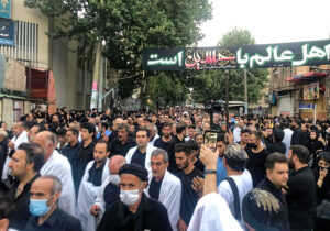 طنین «الله‌ الله حسین وینه» در سحرگاه عاشورا؛ مراغه غرق در عشق حسینی