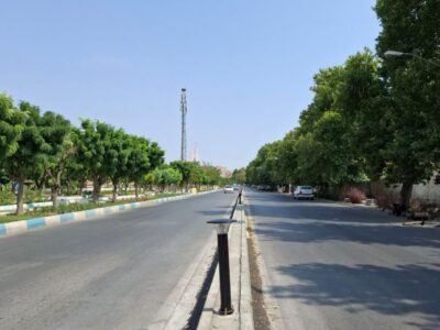 💠 نصب گل‌میخ‌های ترافیکی و جداکننده در خیابان قدوسی