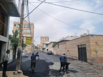 پایان عملیات لکهگیری و روکش آسفالت در باغ بیگم و خیابان آزادی