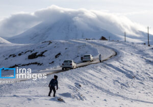 برف و کولاک راه ۱۵ روستای مراغه را بست