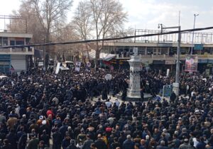 حضور حماسی مردم انقلابی مراغه  در مراسم تشییع و بدرقه پیکر مطهر شهدا