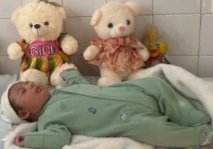 تزریق بیش از ۲۳۰۰ دُز واکسن در ایام تجاوز دشمن در شهرستان مراغه