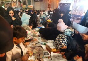 کودکان مراغه نیز برای ایران ایستاده اند