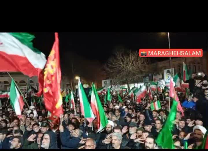 همخوانی سرود ملی در حماسه شبانه مردم مراغه همخوانی سرود ملی در حماسه شبانه مردم مراغه