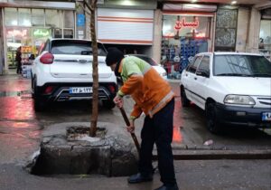 واکنش سریع خدمات شهری مراغه به بارش شدید؛ آب‌گرفتگی معابر در کوتاه‌ترین زمان رفع شد