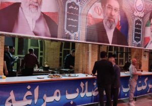 برپایی موکب سقایی آبفا مراغه / خدمت بی‌منت در مسیر دفاع از میهن اسلامی