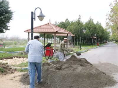 آماده‌سازی محل اجرای المان‌های آجری «خشتانه سوم» در مراغه