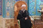 امام خمینی(ره) سیاست را با دیانت درآمیخت